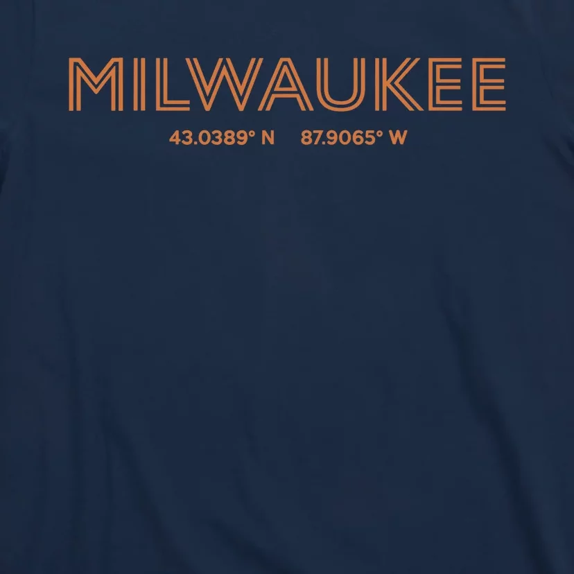 USA City Coordinates US Milwaukee T-Shirt