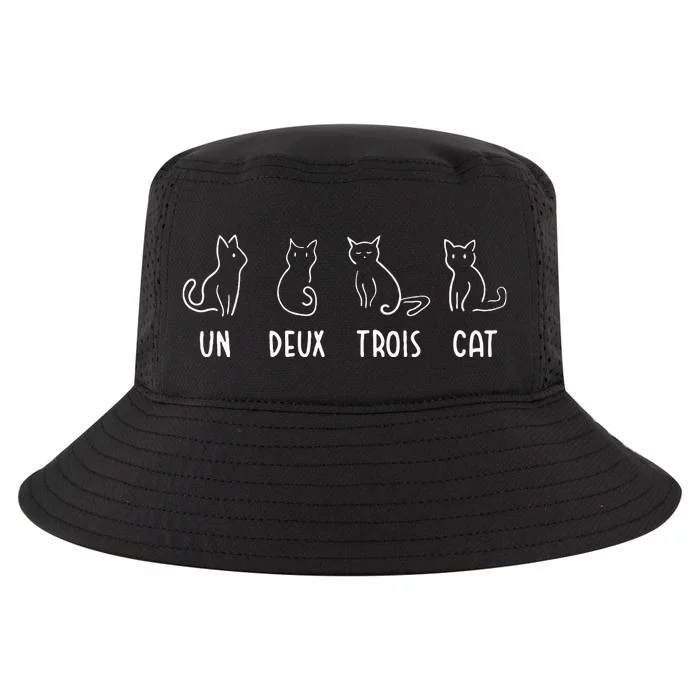 Un Deux Trois Cat Gift Funny French Pet Animal Joke Quote Cool Comfort Performance Bucket Hat