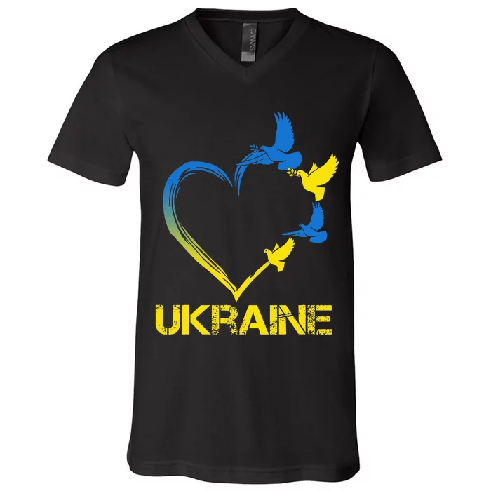 Ukraine Flag Heart Vintage Ukrainian Lovers Ukraine V-Neck T-Shirt