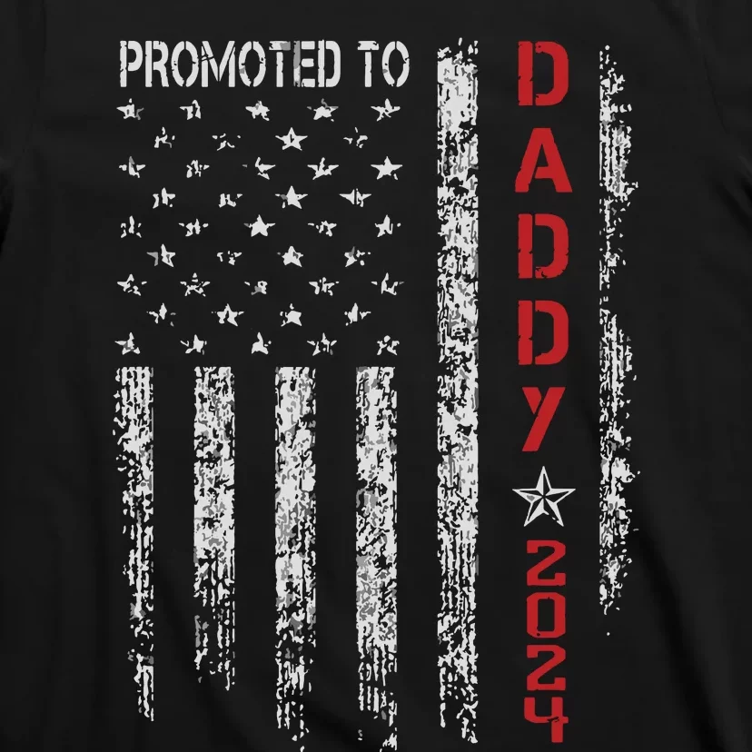 Usa Flag Promoted To Daddy Est 2024 New Dad First Time Dad T-Shirt