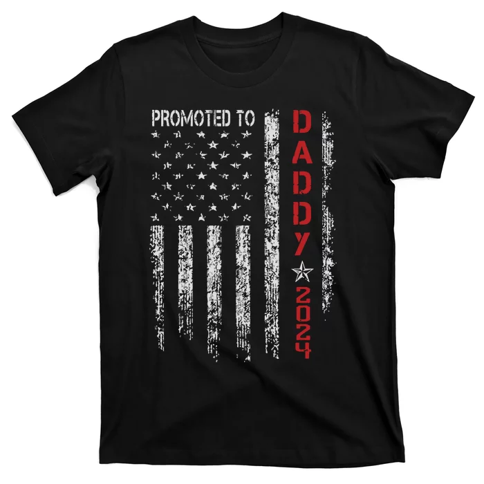 Usa Flag Promoted To Daddy Est 2024 New Dad First Time Dad T-Shirt