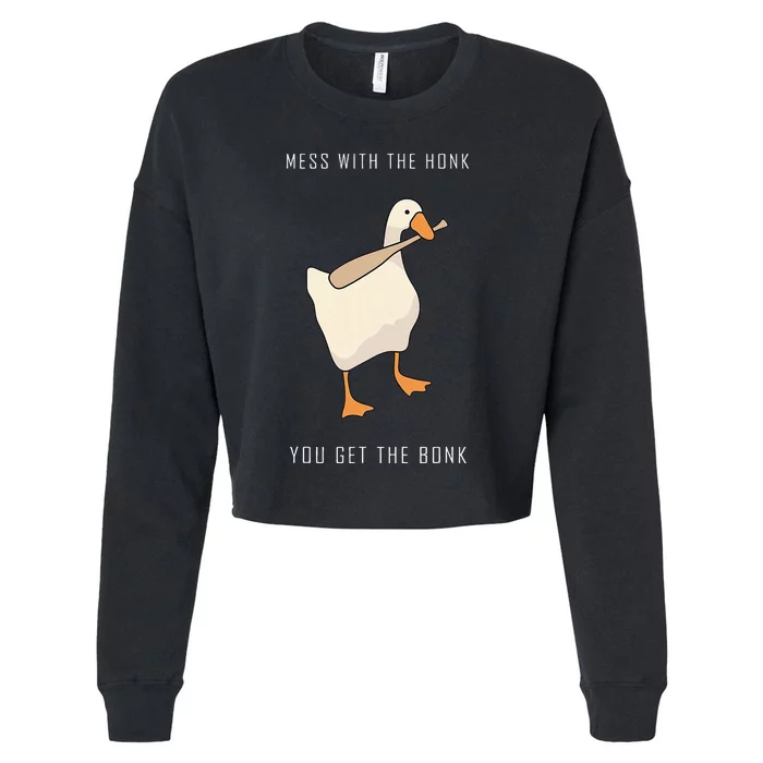 Untitled Goose Game Funny Family Gaming Cropped Pullover Crew