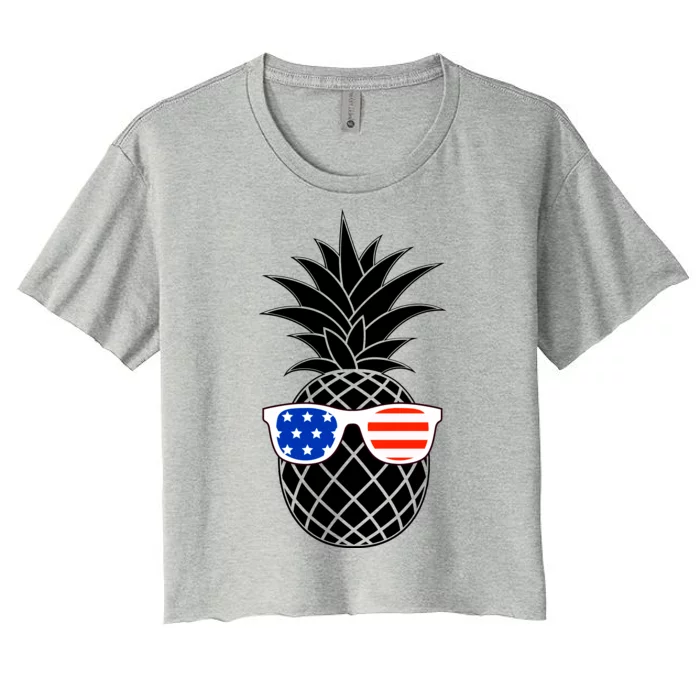 USA Pineapple With Sunglasses Women's Crop Top Tee