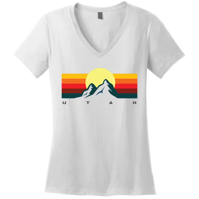 Us States Souvenir Mountain Utah Women's V-Neck T-Shirt