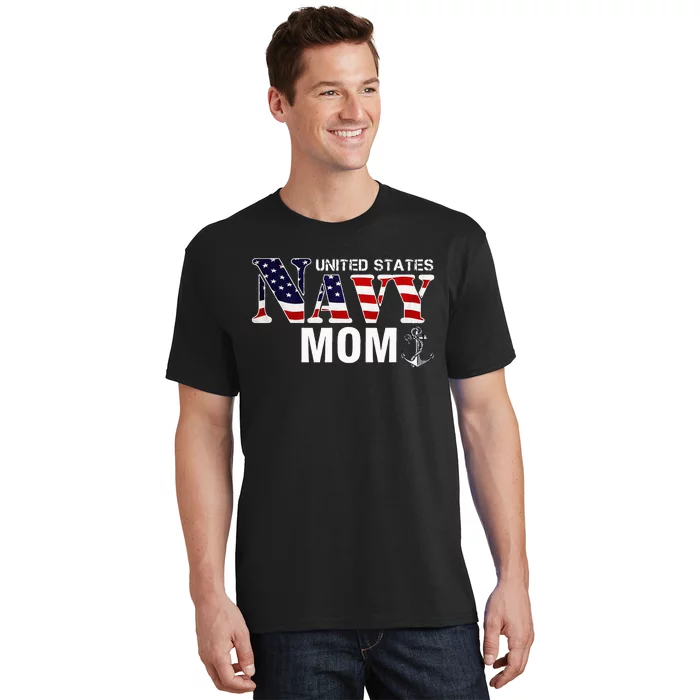 United States Vintage Navy With American Flag For Mom Gift T-Shirt