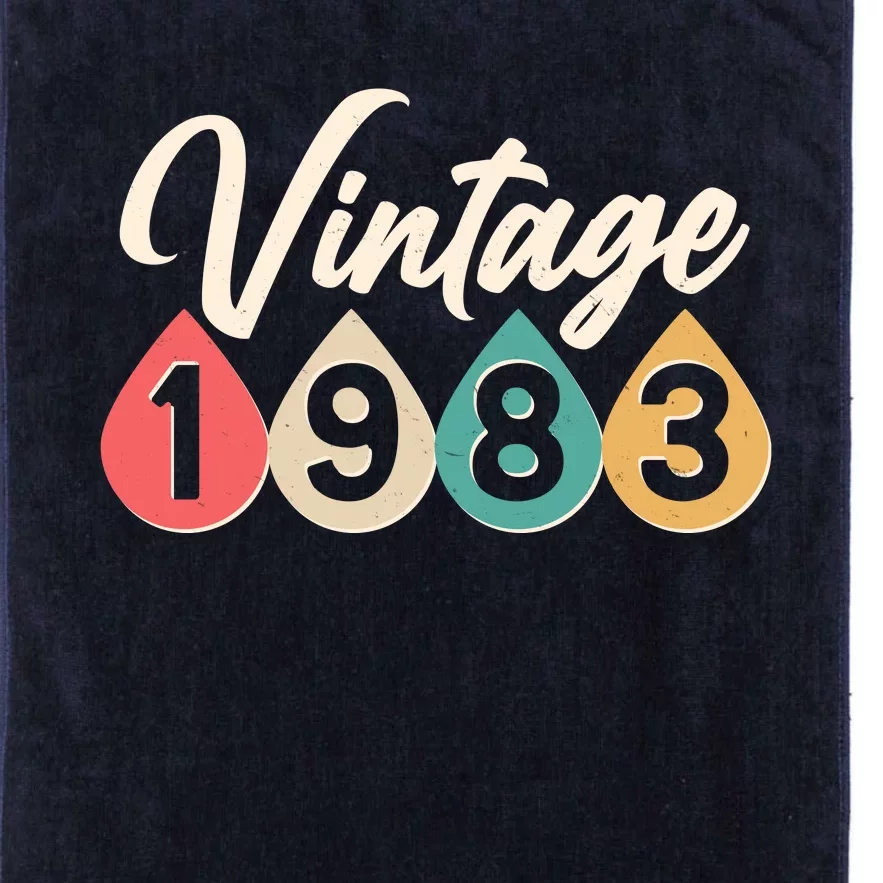 Vintage 1983 40th Birthday Retro Teardrop Design Platinum Collection Golf Towel