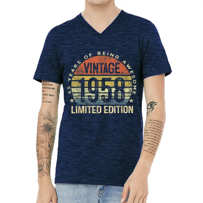 Vintage 1958 Limited Edition 65 Year Old Gifts 65th Birthday V-Neck T-Shirt