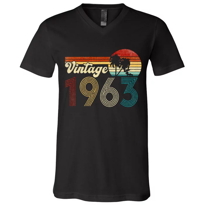 Vintage 1963 Made In 1963 60th Birthday 60 Year Old Gift V-Neck T-Shirt