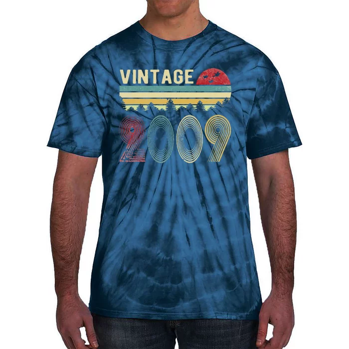 Vintage 2009 Retro 14th Birthday Gift 14 Years Old Tie-Dye T-Shirt