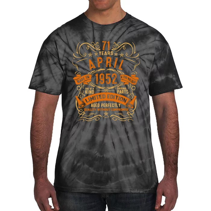 Vintage 71th Birthday April 1952 Birthday Tie-Dye T-Shirt