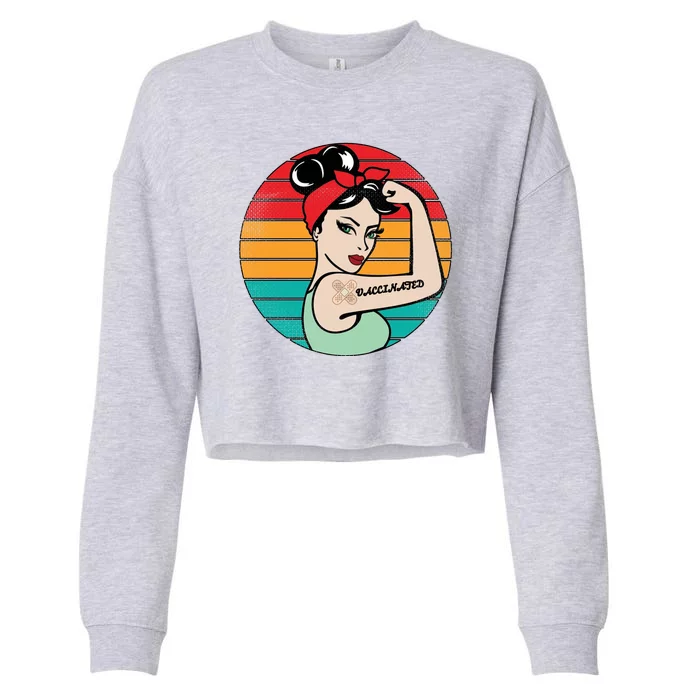 Vaccinated Strong Woman Retro Cropped Pullover Crew