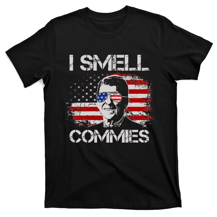 Vintage American Flag Funny Political I Smell Commies T-Shirt