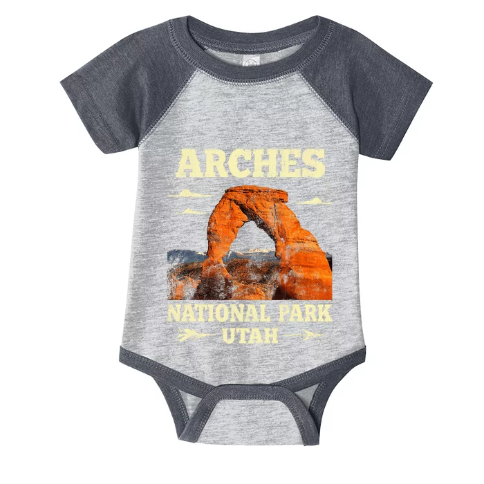 Vintage Arches National Park Retro Infant Baby Jersey Bodysuit