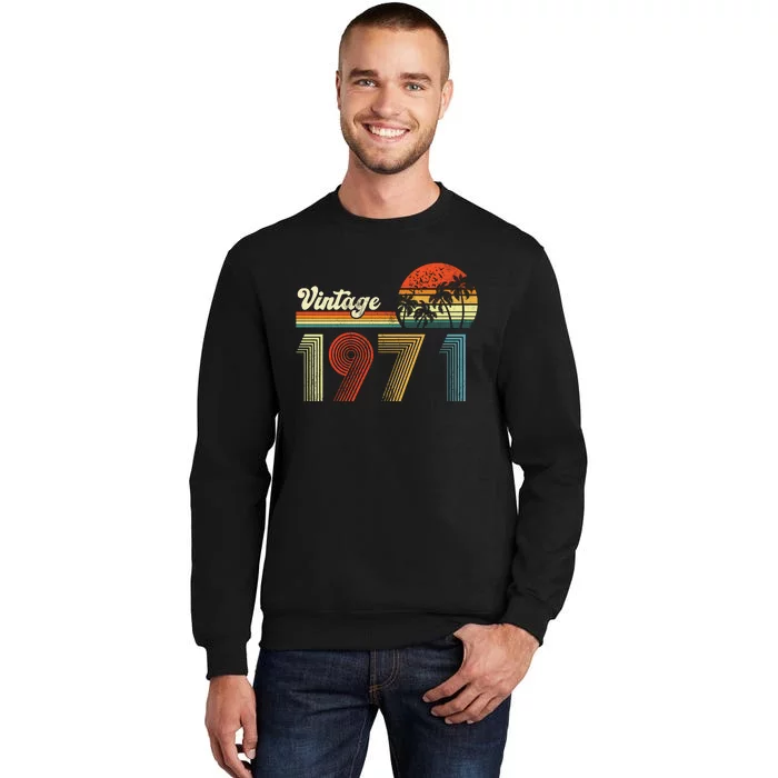 Vintage Birthday 1971 Retro Sunset Mom dad Gift 52nd Birthday Sweatshirt