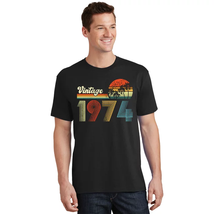 Vintage Birthday 1974 Retro Sunset Mom dad Gift 49th Birthday T-Shirt