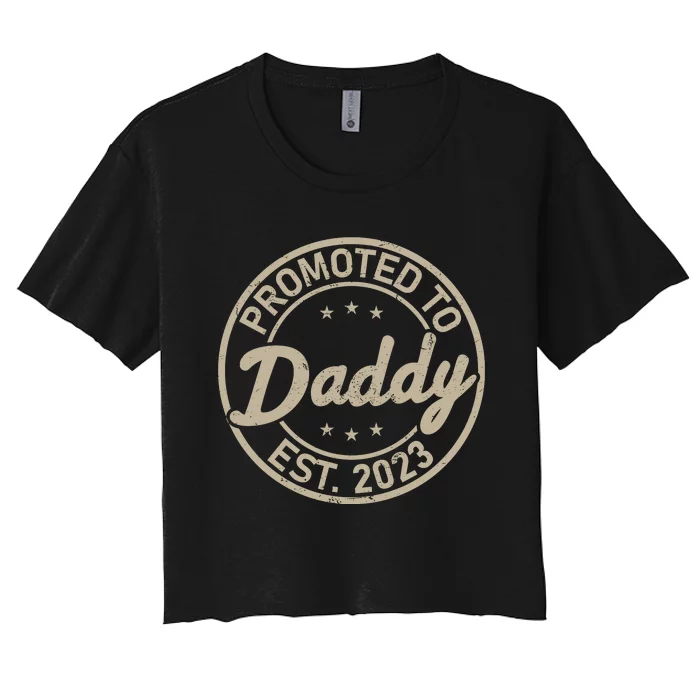 Vintage Badge Dad T Women's Crop Top Tee