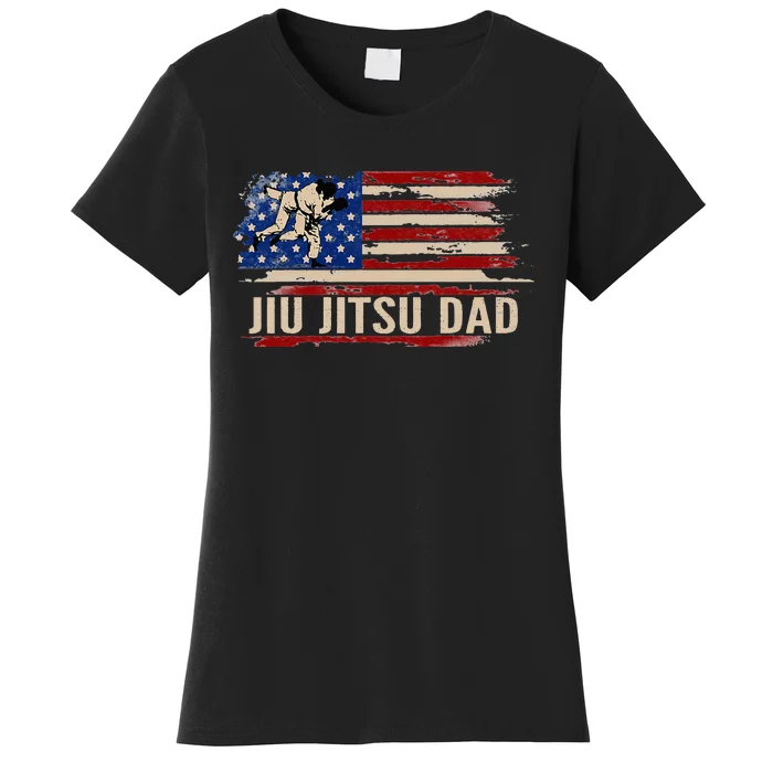 Vintage BJJ JiuJitsu Dad American USA Flag Sports Gift Women's T-Shirt