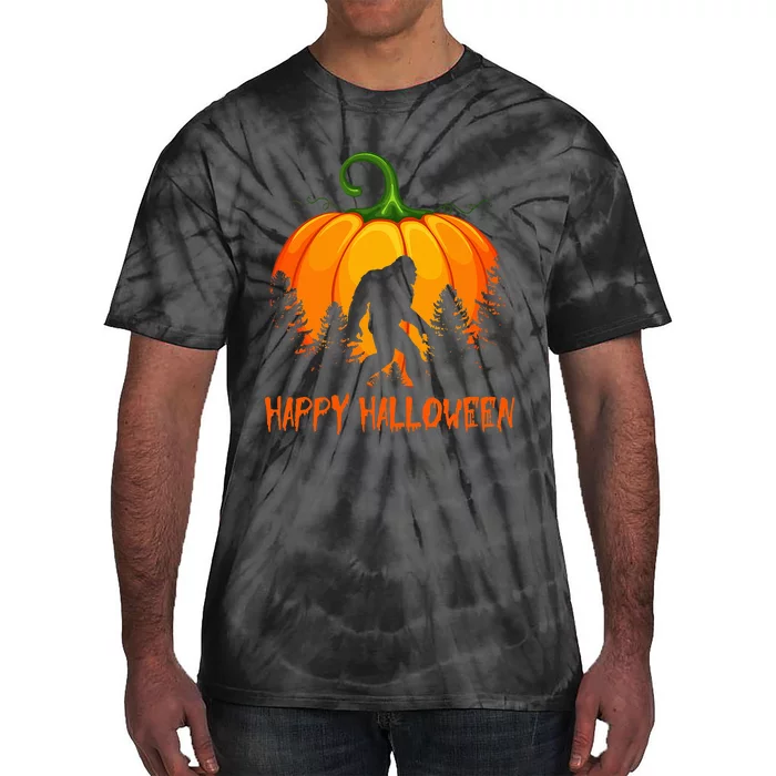 Vintage Bigfoot Pumpkin Halloween Tie-Dye T-Shirt