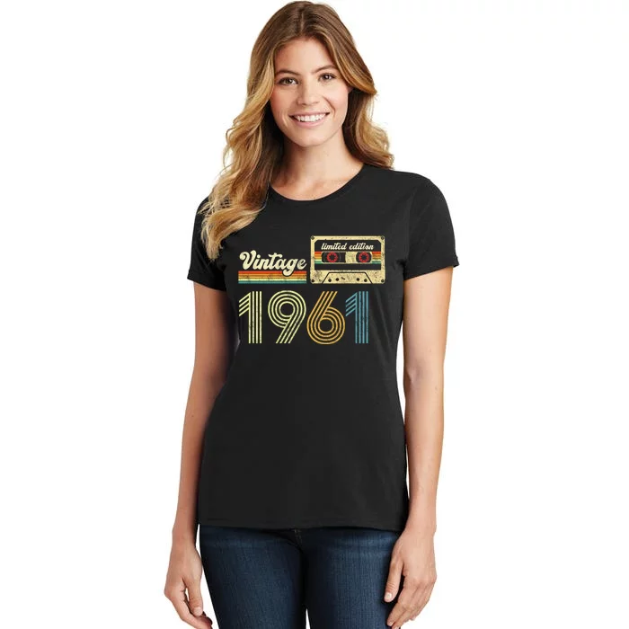 vintage cassette 1961 Retro Birthday 62nd Dad Birthday Gift Grandpa Birthday Women's T-Shirt