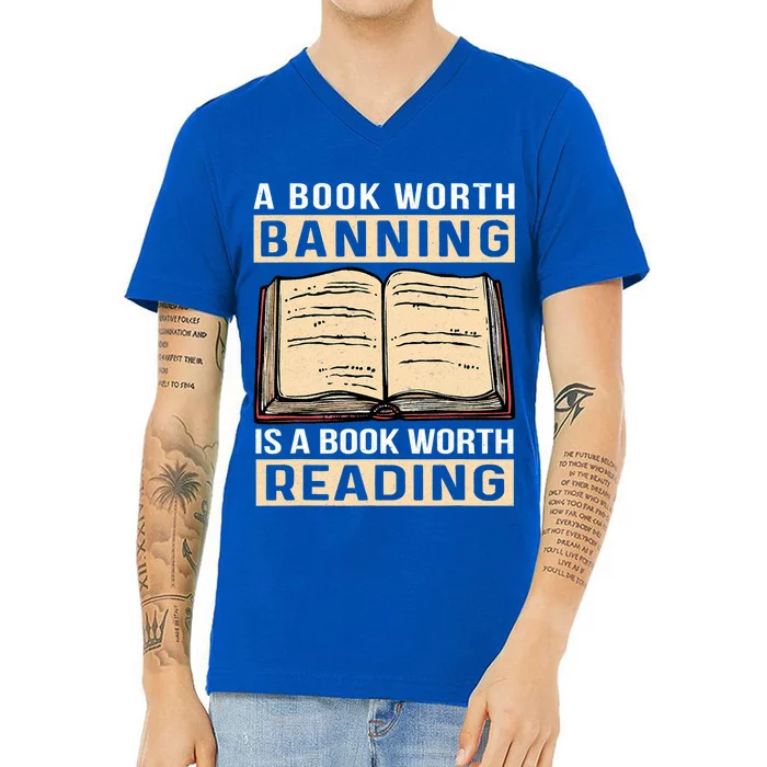 Vintage Censorship Book Reading Nerd I Read Banned Books Gift V-Neck T-Shirt