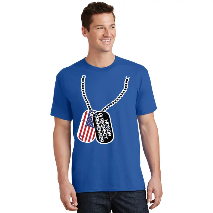 Veteran Gift Honor Respect Remember Vintage American Flag Gift T-Shirt