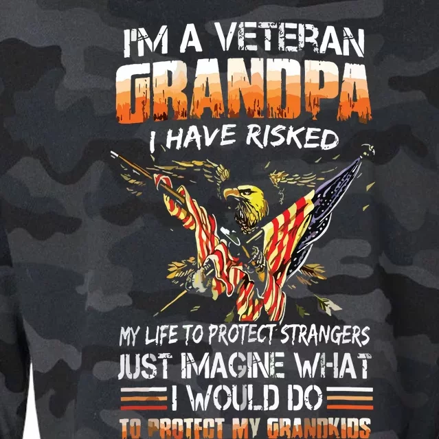 Veteran Grandpa Proud Vet Grandfather Fathers Day Cropped Pullover Crew