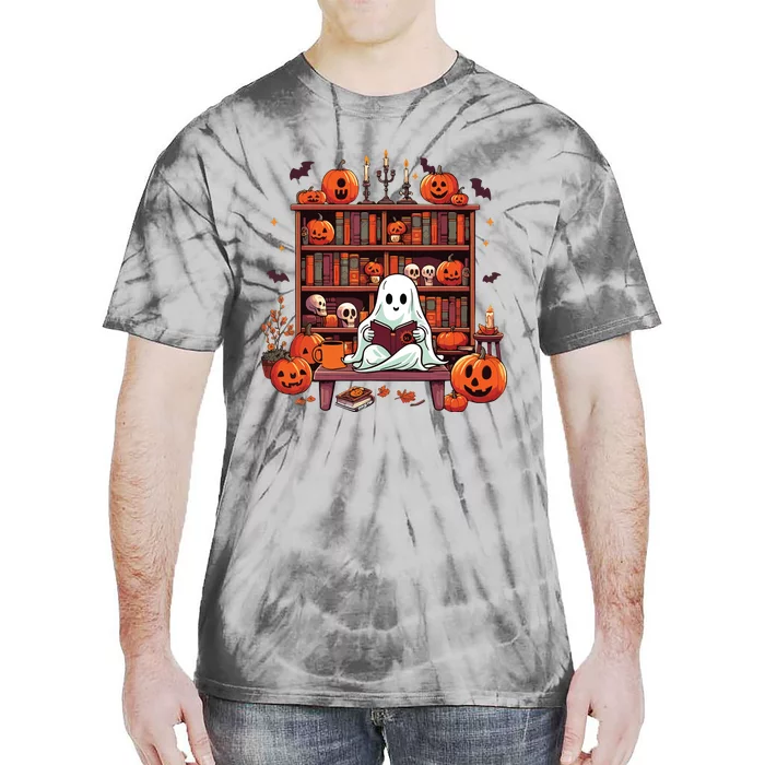 Vintage Ghost Reading Books Teacher Librarian Halloween Tie-Dye T-Shirt