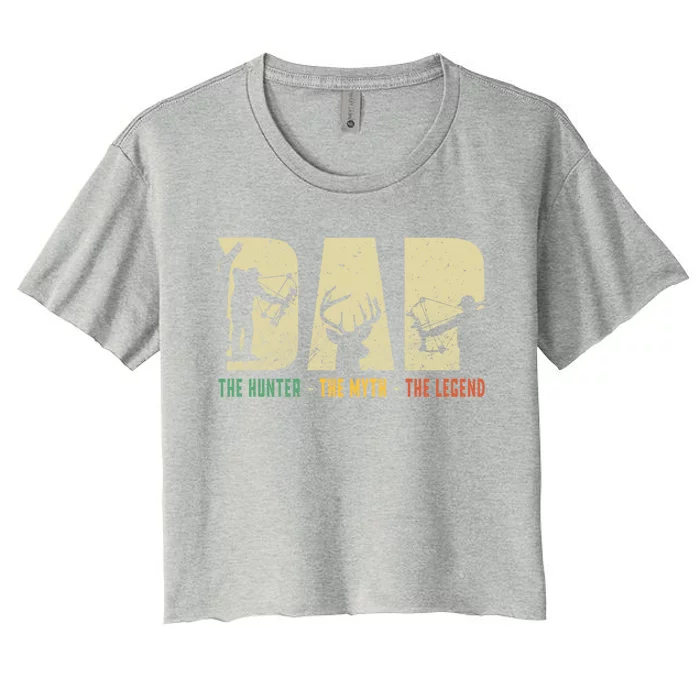 Vintage Hunter Dad Hunting Fathers Day Papa Grandpa Gift Women's Crop Top Tee