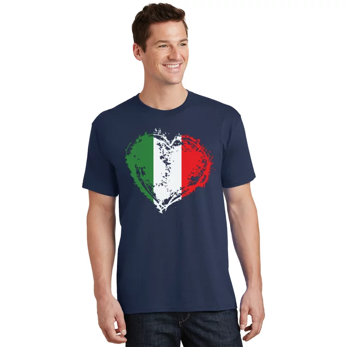 Vintage Italy Heart Shape Italian Flag Stylish Design T-Shirt