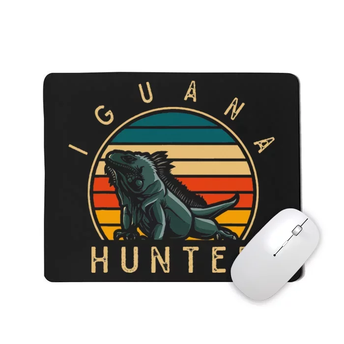 Vintage Iguana Hunter Funny Reptile Lover Mousepad