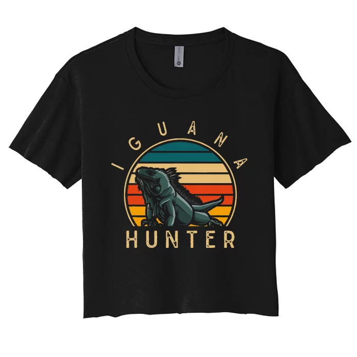 Vintage Iguana Hunter Funny Reptile Lover Women's Crop Top Tee