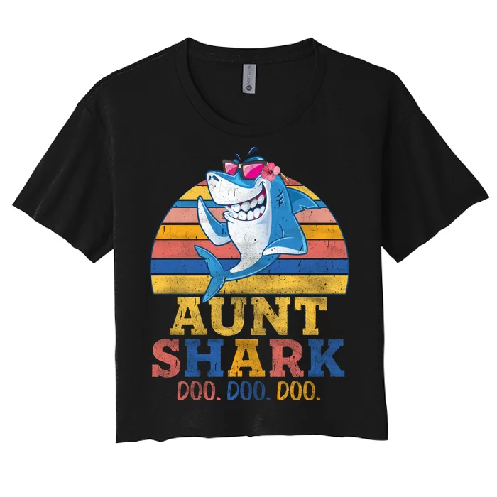 Vintage Retro Aunt Shark Doo Women's Crop Top Tee