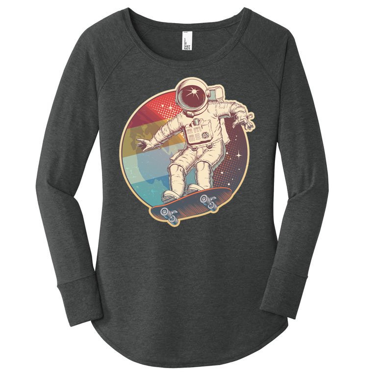 Vintage Retro Skateboarding Astronaut Women’s Perfect Tri Tunic Long Sleeve Shirt