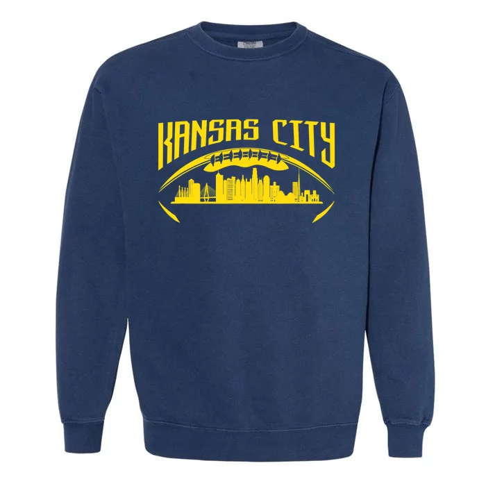 Vintage Kansas City Missouri Retro Style Kansas City Garment-Dyed Sweatshirt