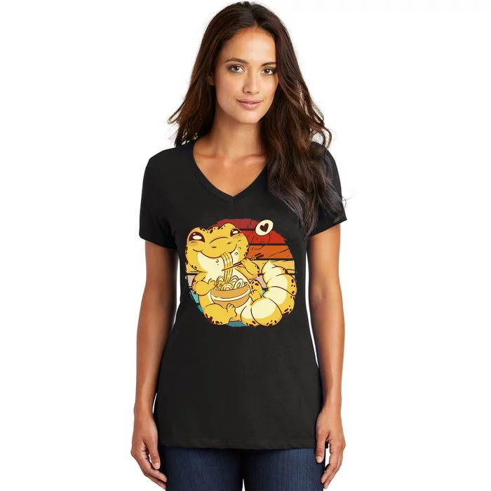 Vintage kawaii leopard gecko eating ra animal ra lover Women's V-Neck T-Shirt