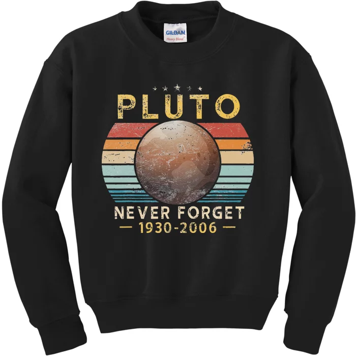 Vintage Never Forget Pluto Funny Space Science Lover Kids Sweatshirt