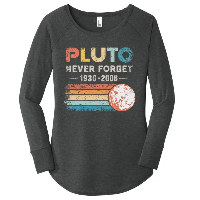 Vintage Never Forget Pluto Funny Retro Astronomy Space Women's Perfect Tri Tunic Long Sleeve Shirt