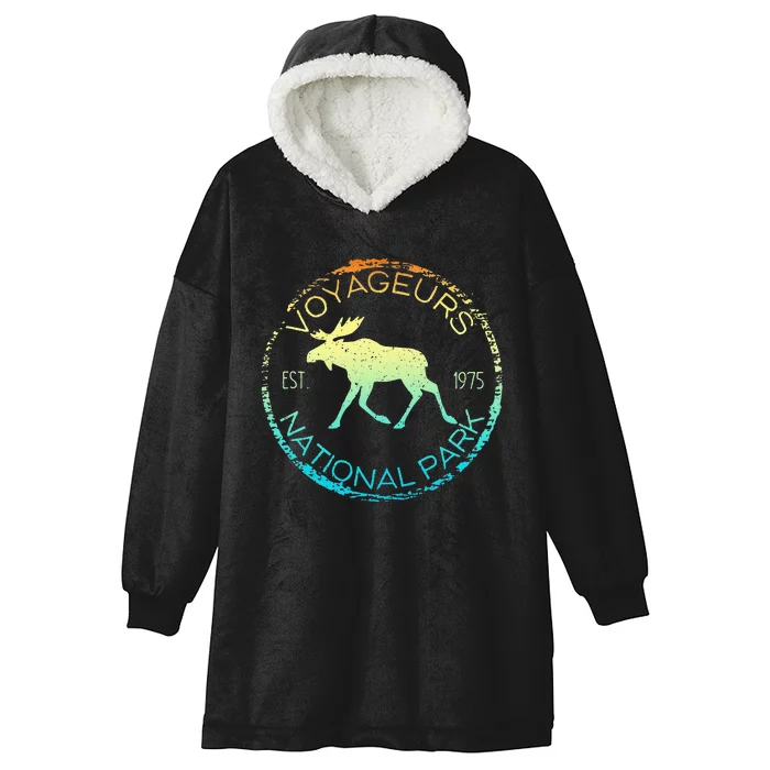 Voyageurs National Park Minnesota Retro Moose Hiker Souvenir Hooded Wearable Blanket