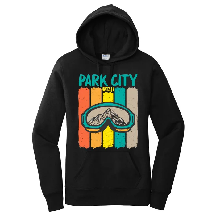 Vintage Park City Utah Skiing Snowboarding Premium Women's Pullover Hoodie