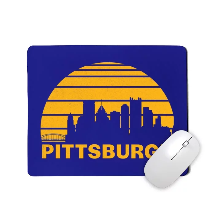 Vintage Pittsburgh Pennsylvania Cityscape Retro Gift Mousepad