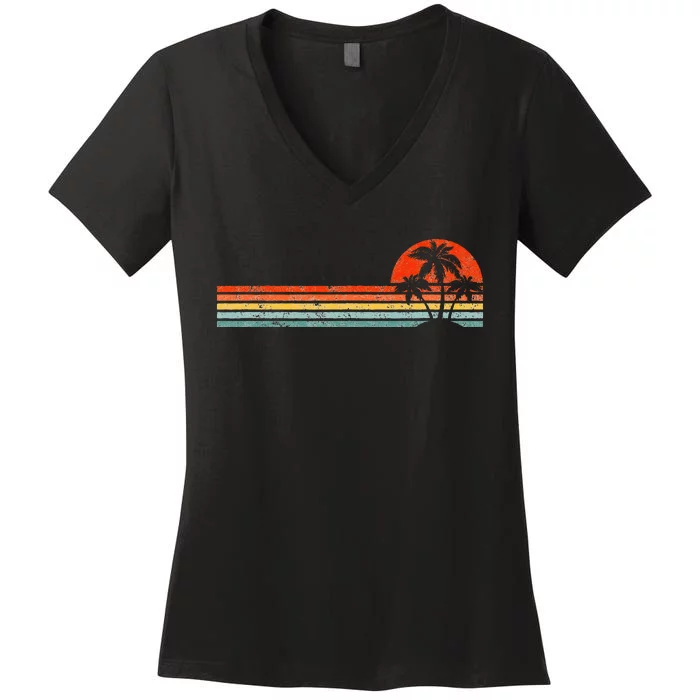 Vintage Palm Tree Sunset Horizon Summer Beach Vacation Women's V-Neck T-Shirt