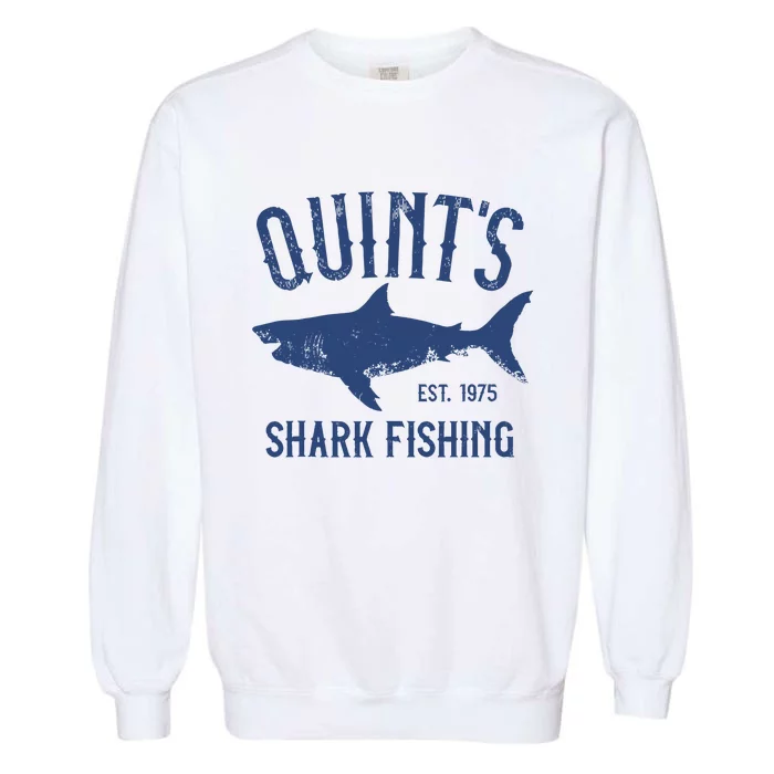 Vintage Quints Shark Fishing 1975 Retro Garment-Dyed Sweatshirt