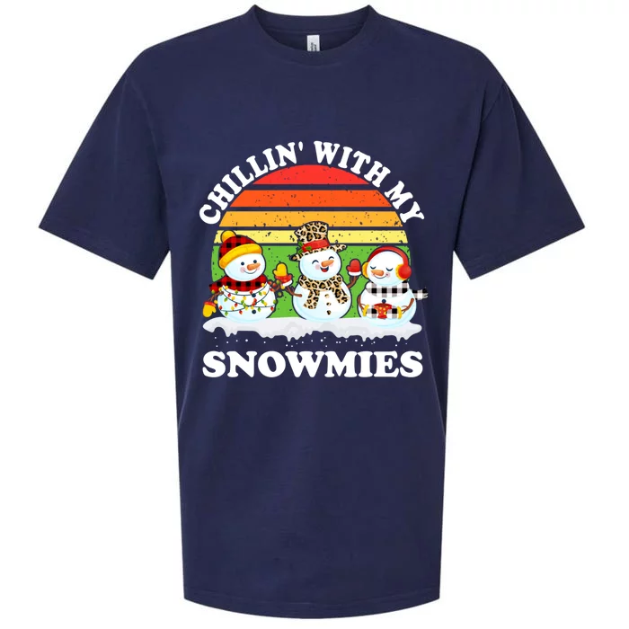 Vintage Retro Chillin' With My Snowmies Funny Xmas Gift Sueded Cloud Jersey T-Shirt