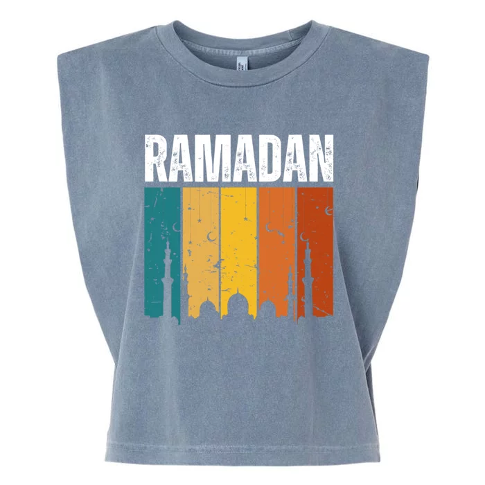 Vintage Ramadan Retro Ramadan Kareem Mubarak Gift Garment-Dyed Women's Muscle Tee