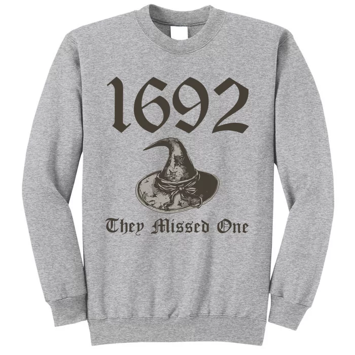 Vintage Salem 1692 They Missed One  Retro Salem Massachusetts Hallowen Tall Sweatshirt