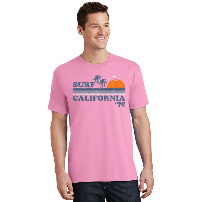 Vintage Surf California Beach Retro Sunset Surf 70S Gift T-Shirt