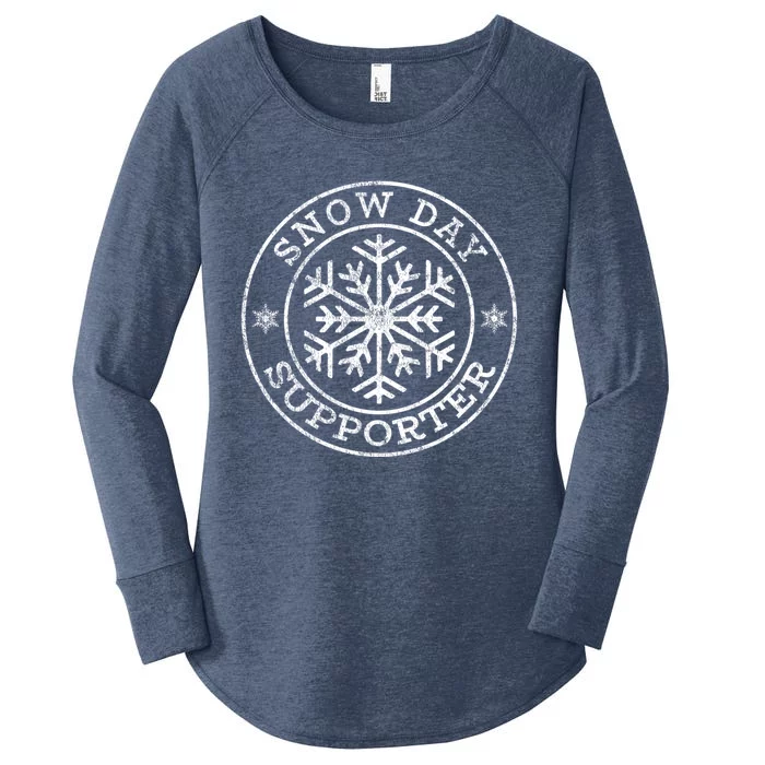 Vintage Snow Day Supporter Teacher Student Winter Snowflake Gift Women's Perfect Tri Tunic Long Sleeve Shirt