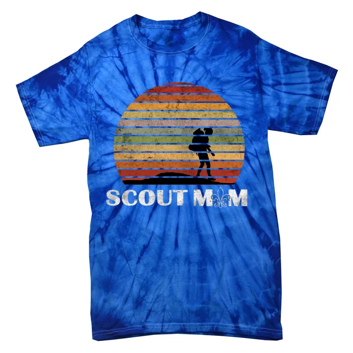 Vintage Scout Leader Scout Mom Cute Gift Tie-Dye T-Shirt