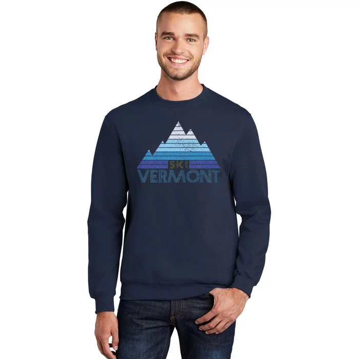 Vermont Ski Vintage Mountain Winter Sports Skiing Souvenir Sweatshirt