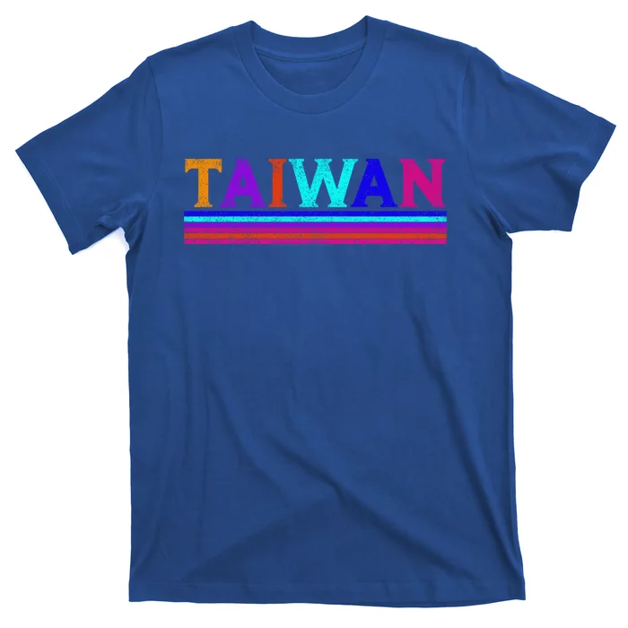 Vintage Taiwan Design For Taiwanese Taipei Lover Traveler Cute Gift T-Shirt